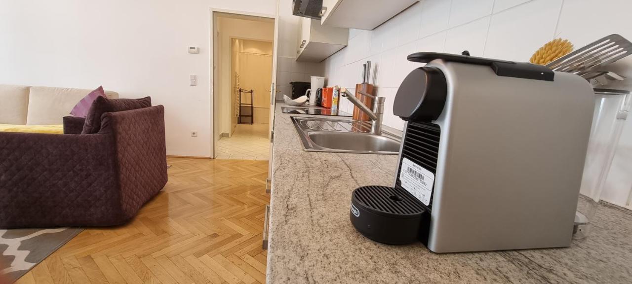 וינה Urban Serviced Apartments מראה חיצוני תמונה